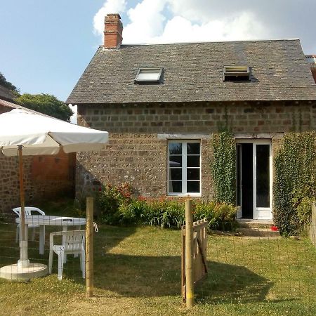Le Domaine Villa Saint-Symphorien-des-Monts Eksteriør bilde